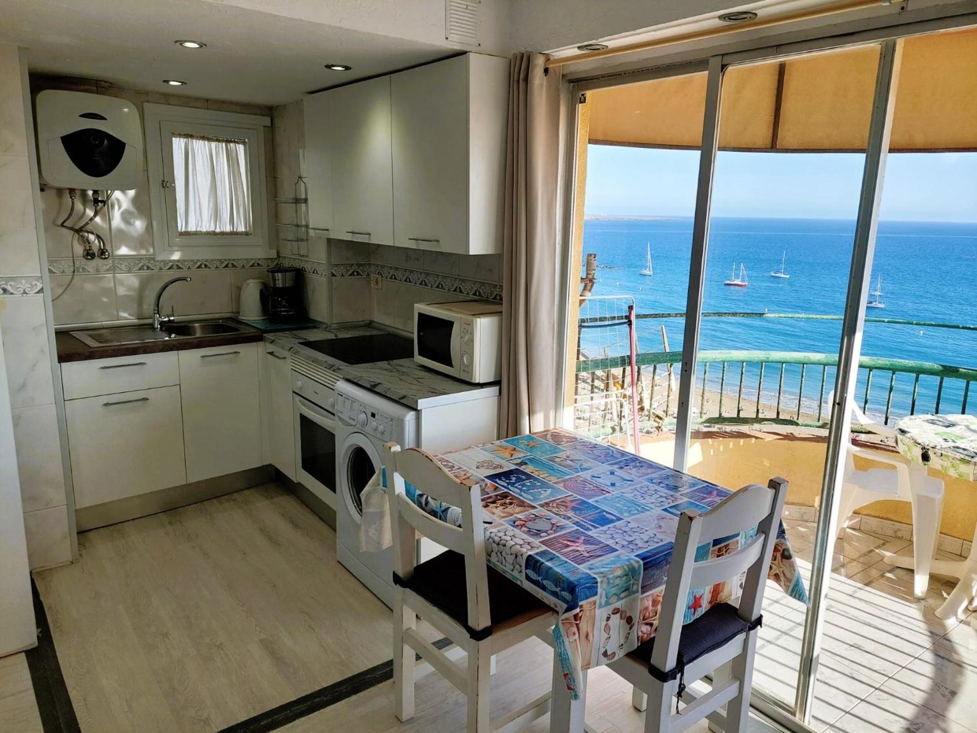 Appartement Frontal Ocean View Torres Del Sol à Los Cristianos  Extérieur photo